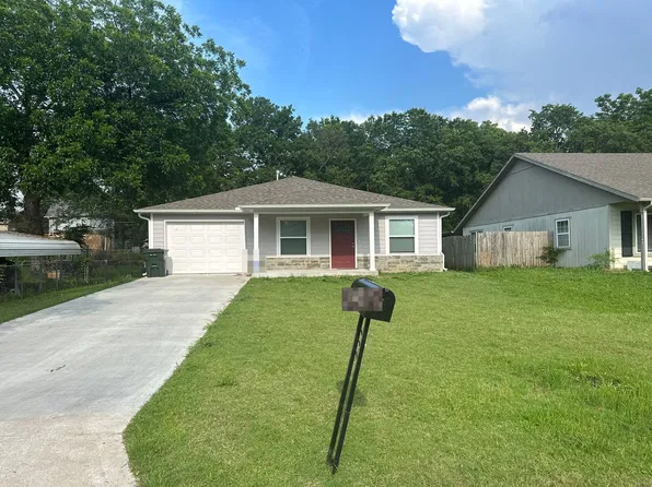 524 S Maryland Ave, Claremore, OK 74017