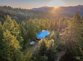 30 Turkey Ln, Boise, ID 83716