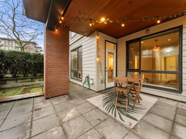 733 3rd St W #107, North Vancouver, BC V7M 0C8