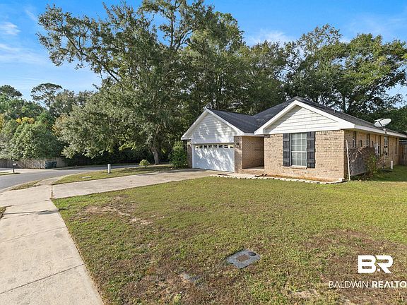 3rd image of 8035 Deerwood Dr