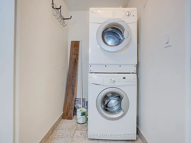 1060 Sheppard Ave W #1408 — Photo 29