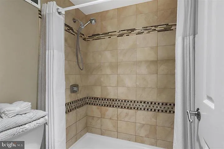 3701 S George Mason Dr #2414N — Photo 28