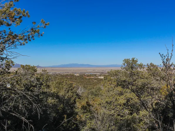 27 Morper Rd, Edgewood, NM 87015