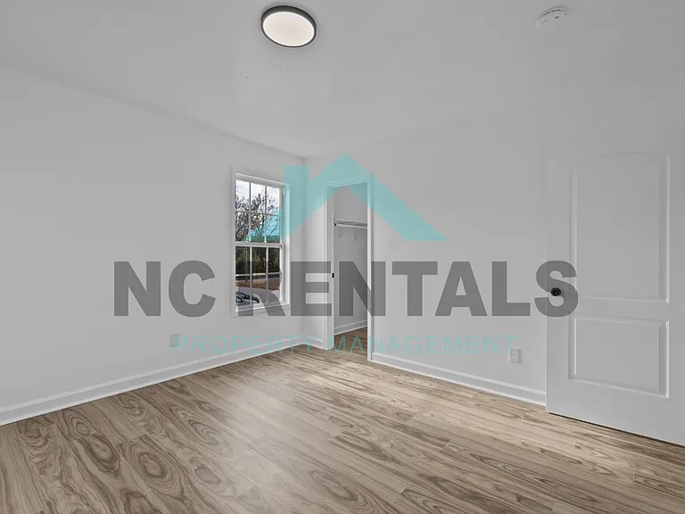 607 Roosevelt Ave — Photo 26