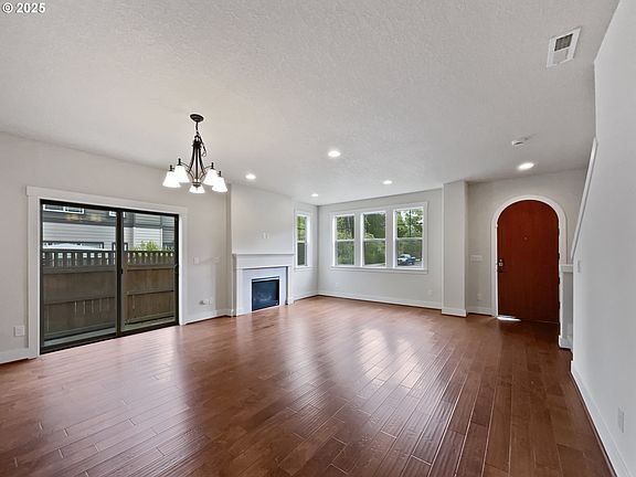 3rd image of 13707 SW 172nd Ave