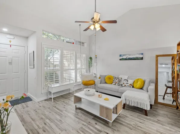 1015 E Yager Ln Unit 115, Austin, TX 78753
