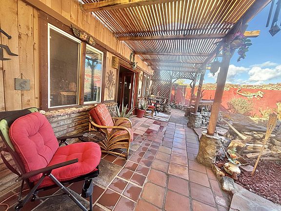 4th image of 14552 E 28th St