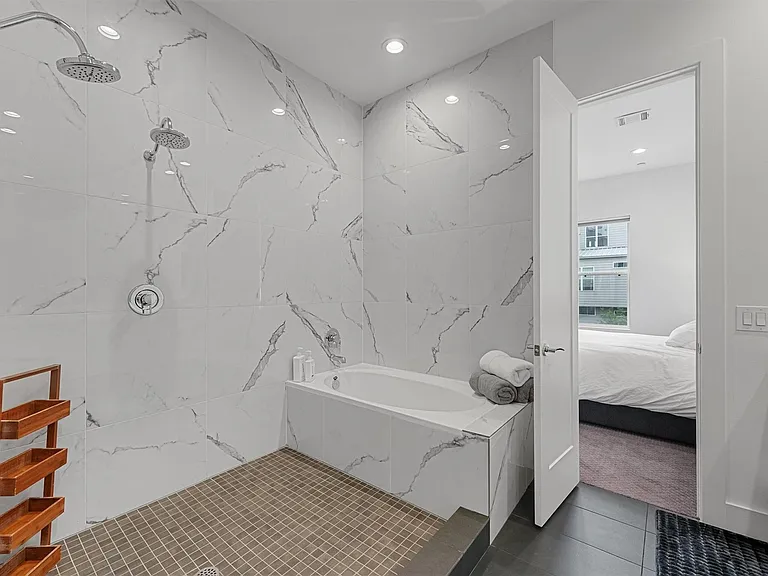 5854 E Post Oak Ln — Photo 18