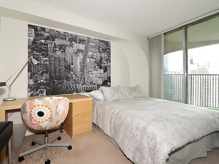 300 N State St #2902 — Photo 7