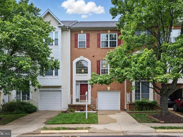 11438 Abner Ave, Fairfax, VA 22030