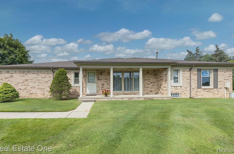 49139 Freedom Ct 4, Utica, MI 48315 Zillow