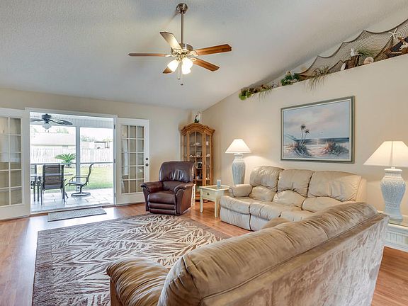 3rd image of 2737 Dove Haven Ln