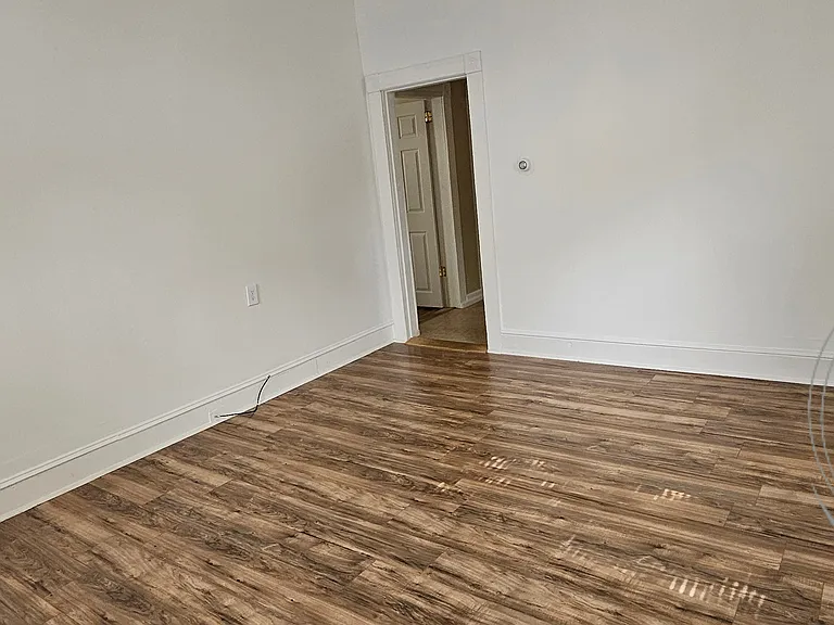 3 Esther St #2 — Photo 2