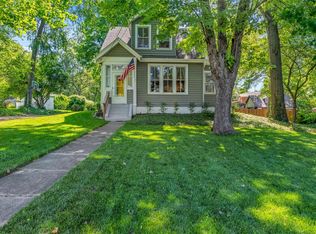 16 N Clay Ave, Saint Louis, MO