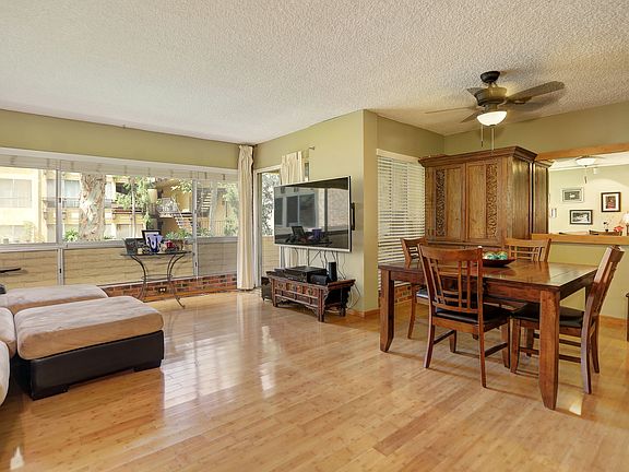 4th image of 6225 Canterbury Dr Unit 105