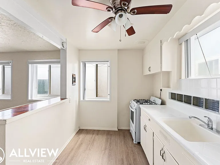 17 C Pacific Avenue — Photo 19