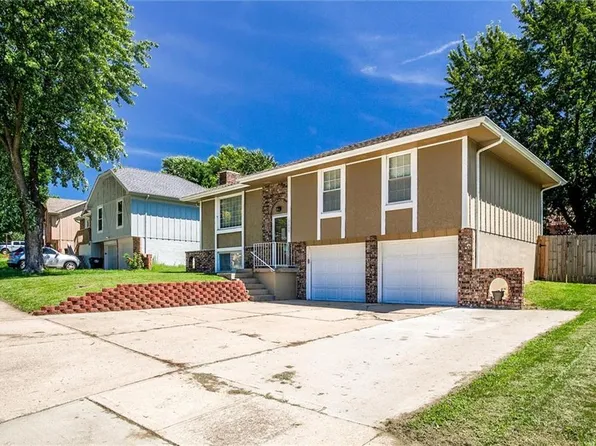 19009 E 14th St N, Independence, MO 64056