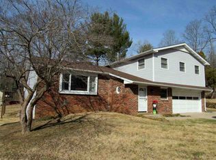 2301 E Montclair Ct, Bloomington, IN
