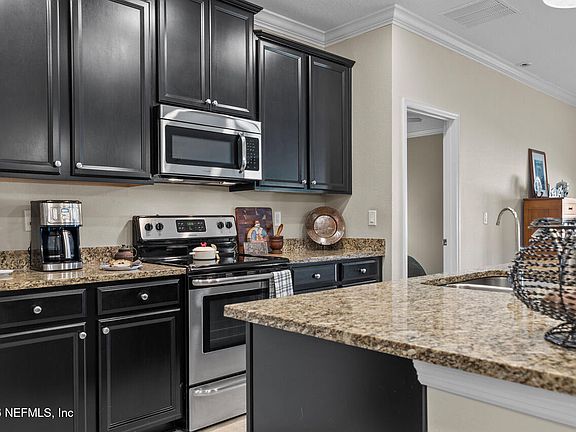 5th image of 10119 DOGWOOD CREEK Drive