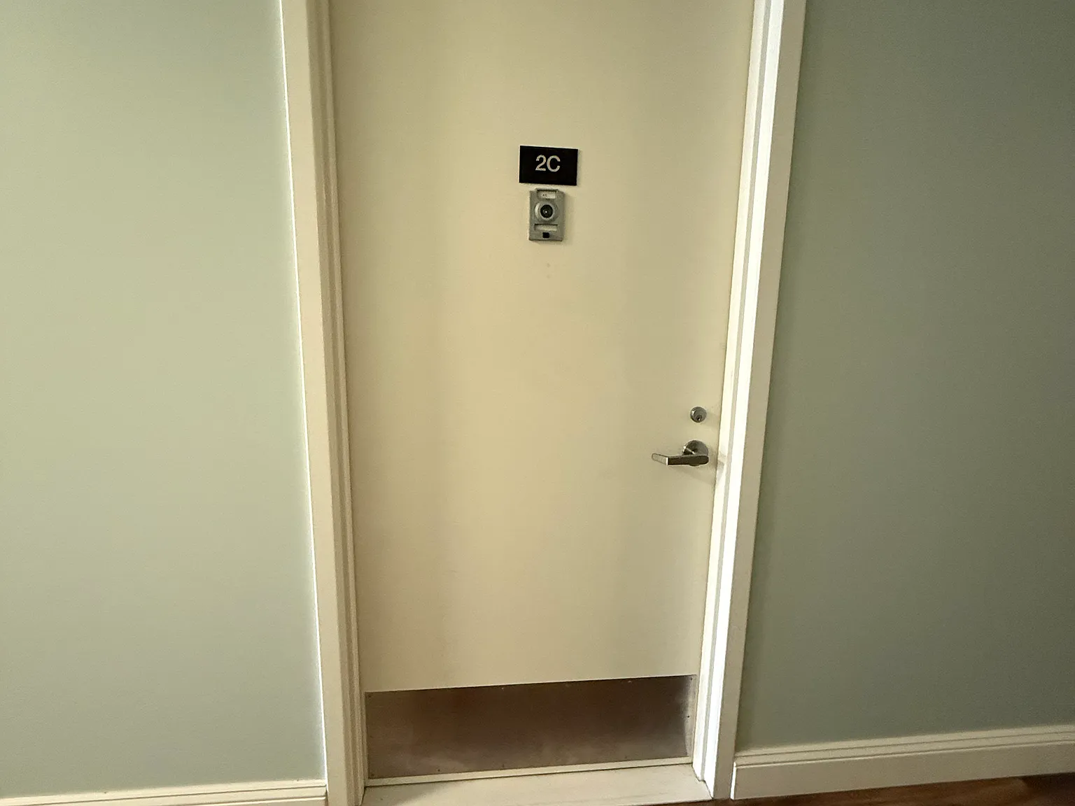 Studio, 500 sqft, $1,600 — Photo 4
