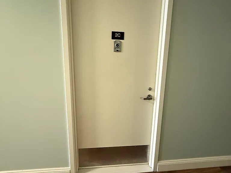 139 Windsor Rd #2C — Photo 4