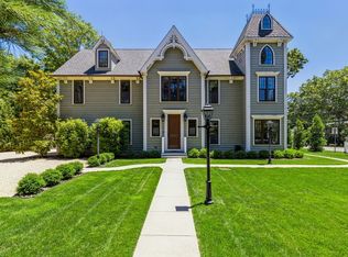 6 Beach Ave, Sag Harbor, NY 11963