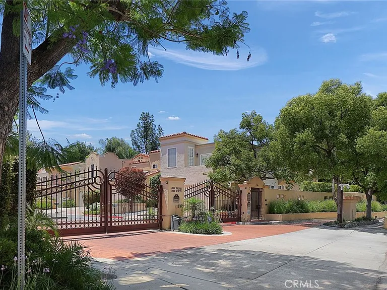 4271 Park Paloma — Photo 2
