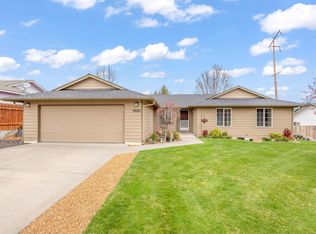 1018 SW Kenwood Dr, Madras, OR 97741