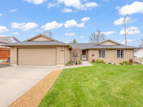 1018 SW Kenwood Dr, Madras, OR 97741