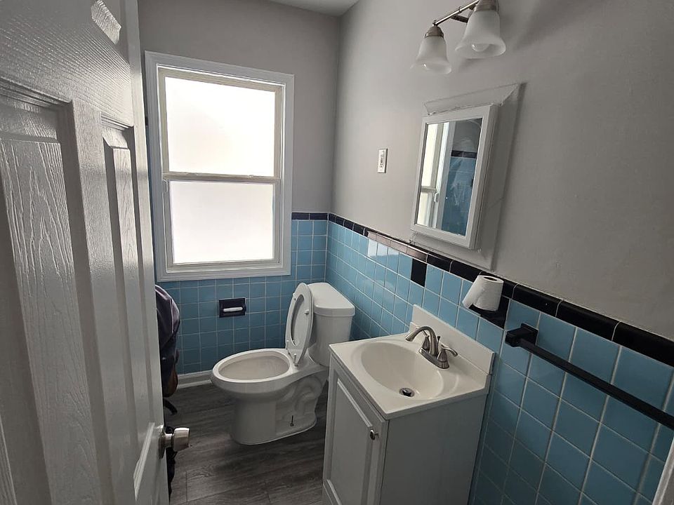 2nd image of 296XX Grandview St