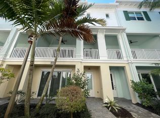 8086 Hobbes Way, Palm Beach Gardens, FL 33418