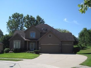 17361 Pierce Cir, Omaha, NE 68130