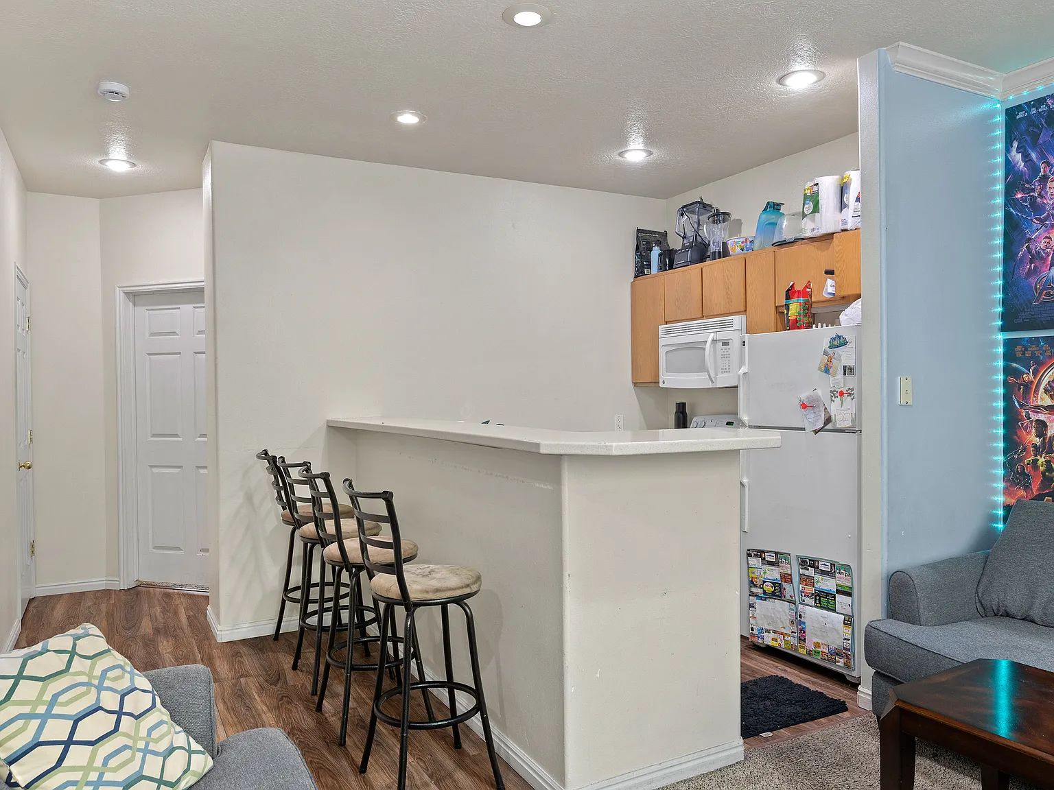 3 bed, 1154 sqft, $419 — Photo 3