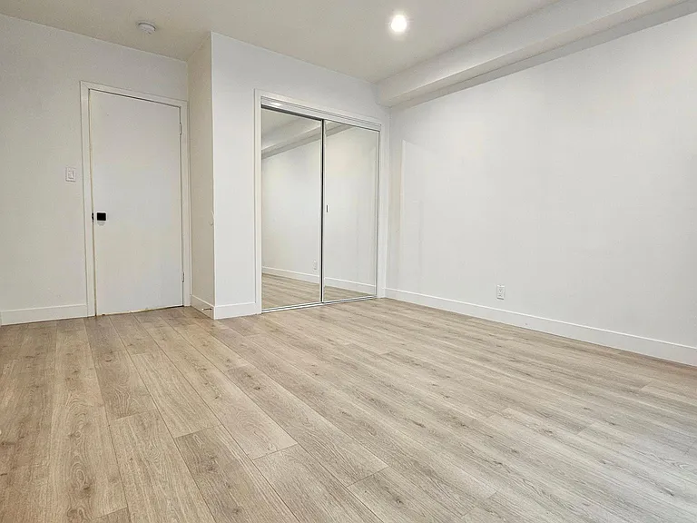 904 N Gardner St #1 — Photo 8