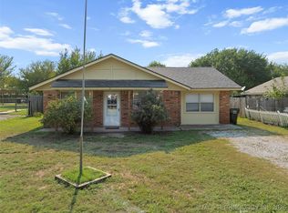 17 2nd St, Wilson, OK 73463