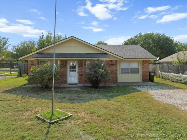 17 2nd St, Wilson, OK 73463