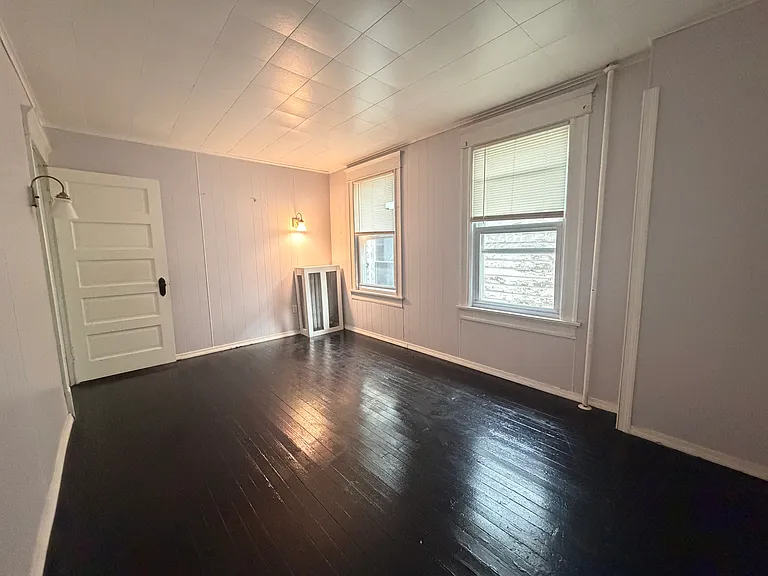 45 Welles St — Photo 30