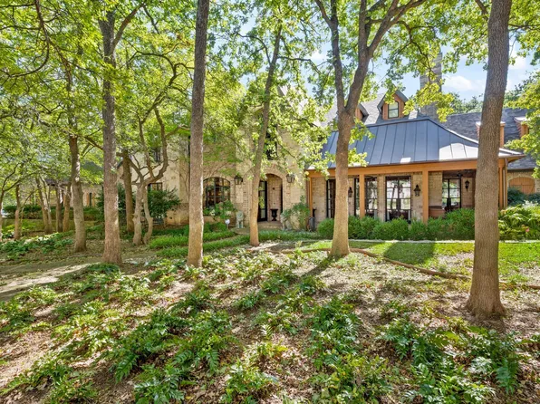 830 Simmons Ct, Southlake, TX 76092