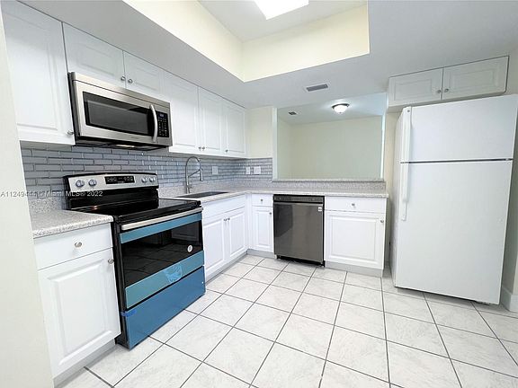 3rd image of 20920 SW 83rd Ave