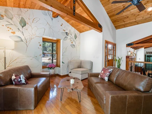 4576 Luneta Dr, Julian, CA 92036