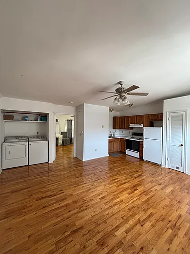 412 Oak Ave Photo 1