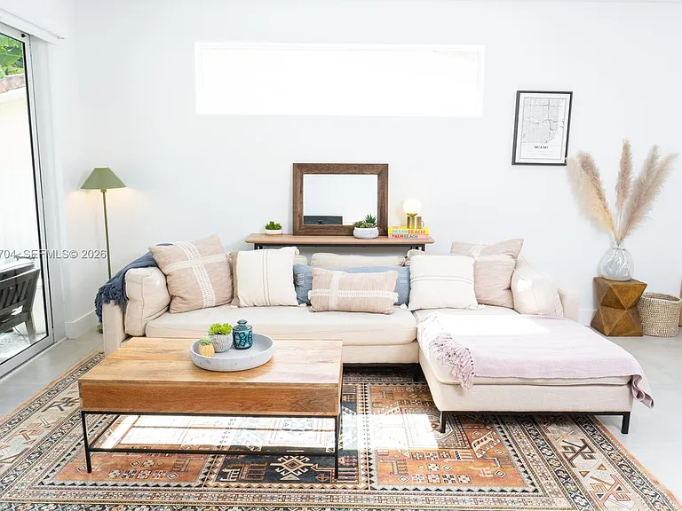 3524 SW 25th Ter — Photo 17
