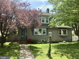 10 N Wakefield Rd, Norristown, PA 19403