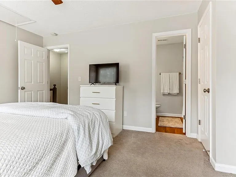1166 Magnolia Way SE — Photo 17