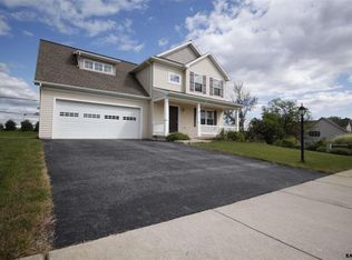 335 Old Stone Way, York, PA 17406