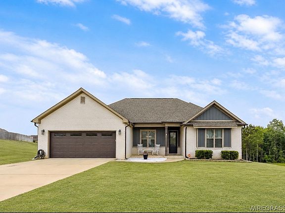 3rd image of 104 Dawson Ln