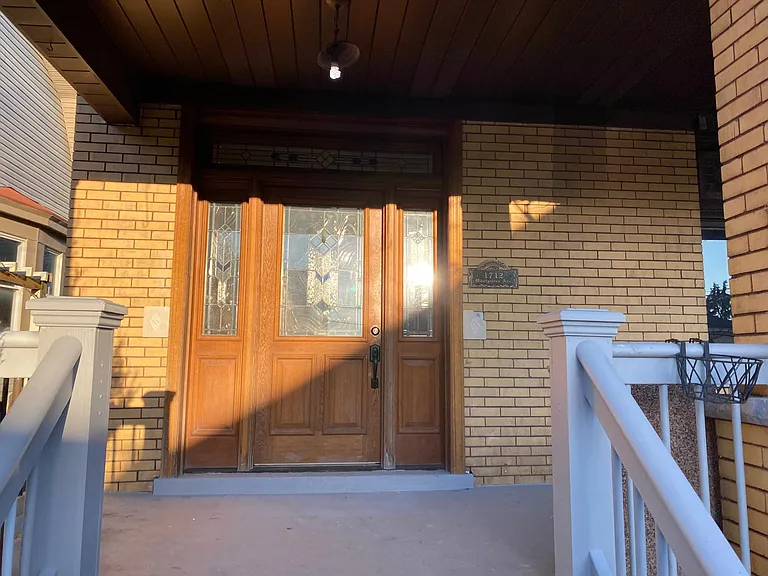 1712 Montpelier Ave — Photo 2
