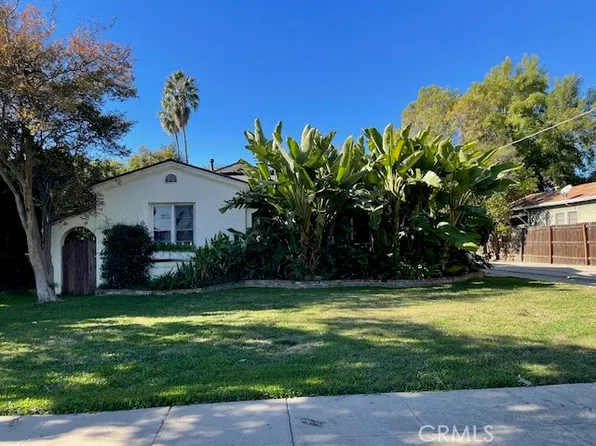 6709 Vesper Ave, Van Nuys, CA 91405