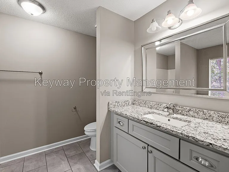 4263 Waylon Dr — Photo 16