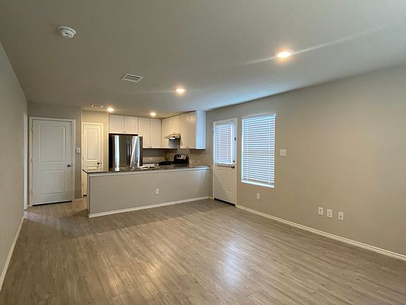 5th image of 9864 Littleton Grist